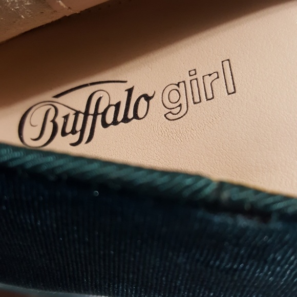 🎈BUFFALO GIRL🎈 womens flats size 6B - Picture 4 of 8
